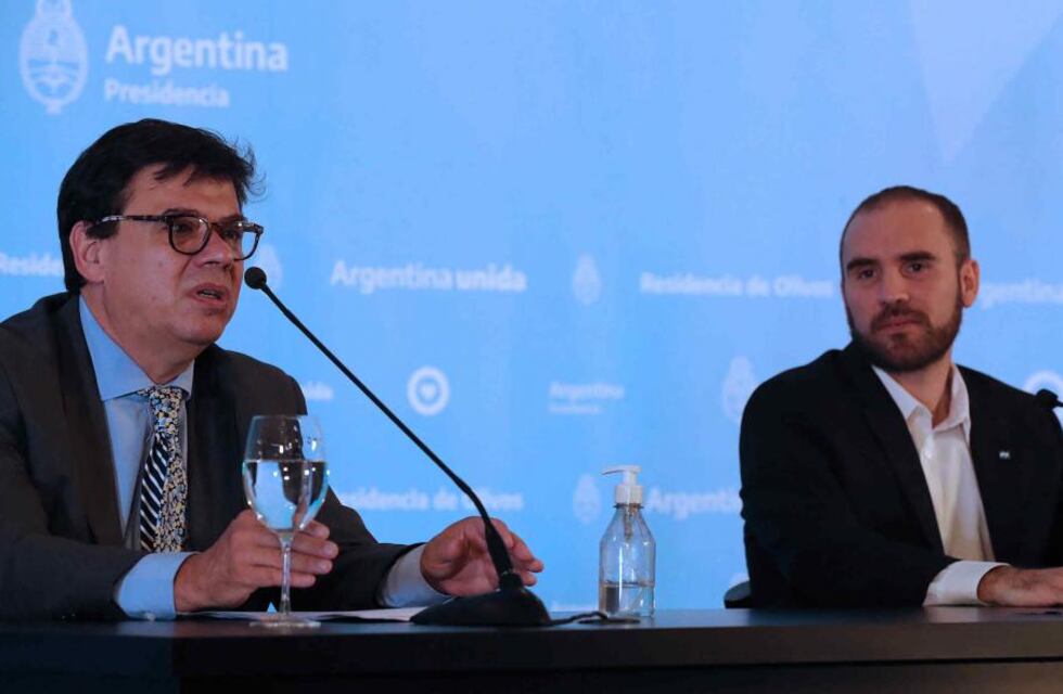 El salario mínimo aumentará en tres tramos para quedar en 32.616 mil pesos en febrero