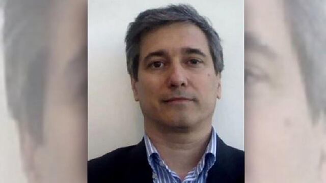 El abogado Néstor Ramos se encuentra en Europa y es el titular de Helvetic.