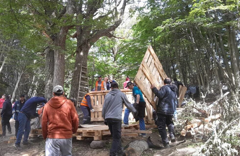 Ushuaia: desarman 12 ocupaciones en un sector de Peniel en Andorra