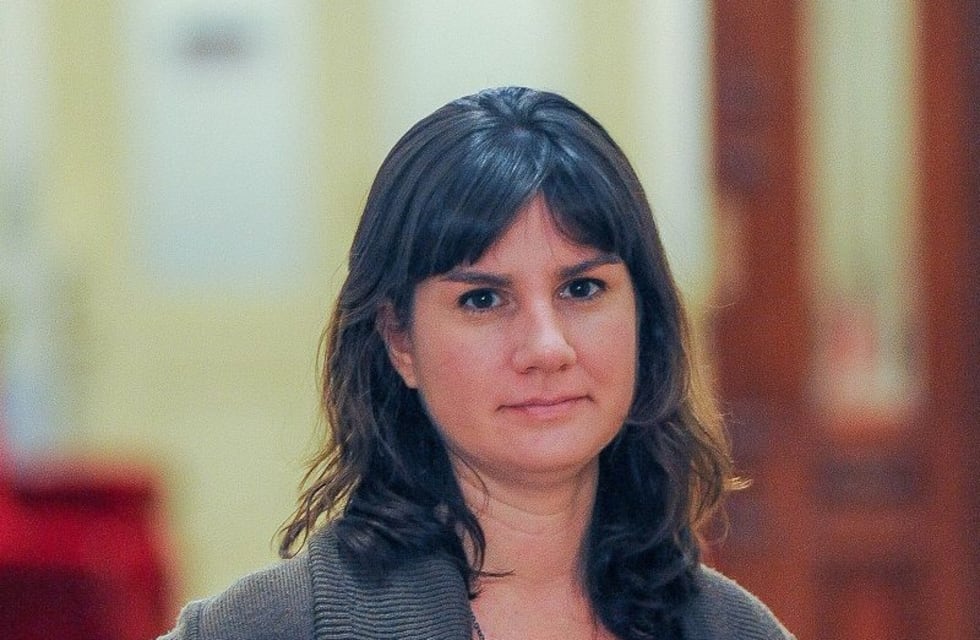 Premio a la periodista Carolina Ramos por su labor en el Congreso de la Nación