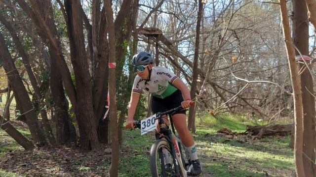 Francisco Romero pedalista de Arroyito participó de los Córdoba Juega