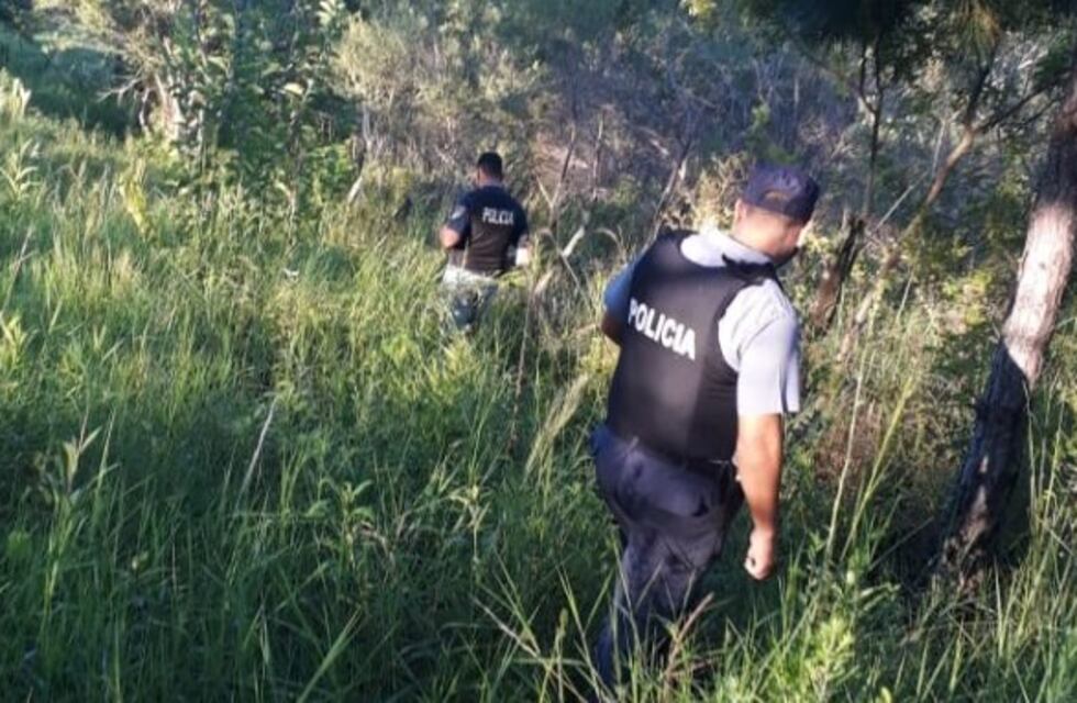 Buscan a un hombre que disparó a su hermano y a un amigo en Gobernador Roca