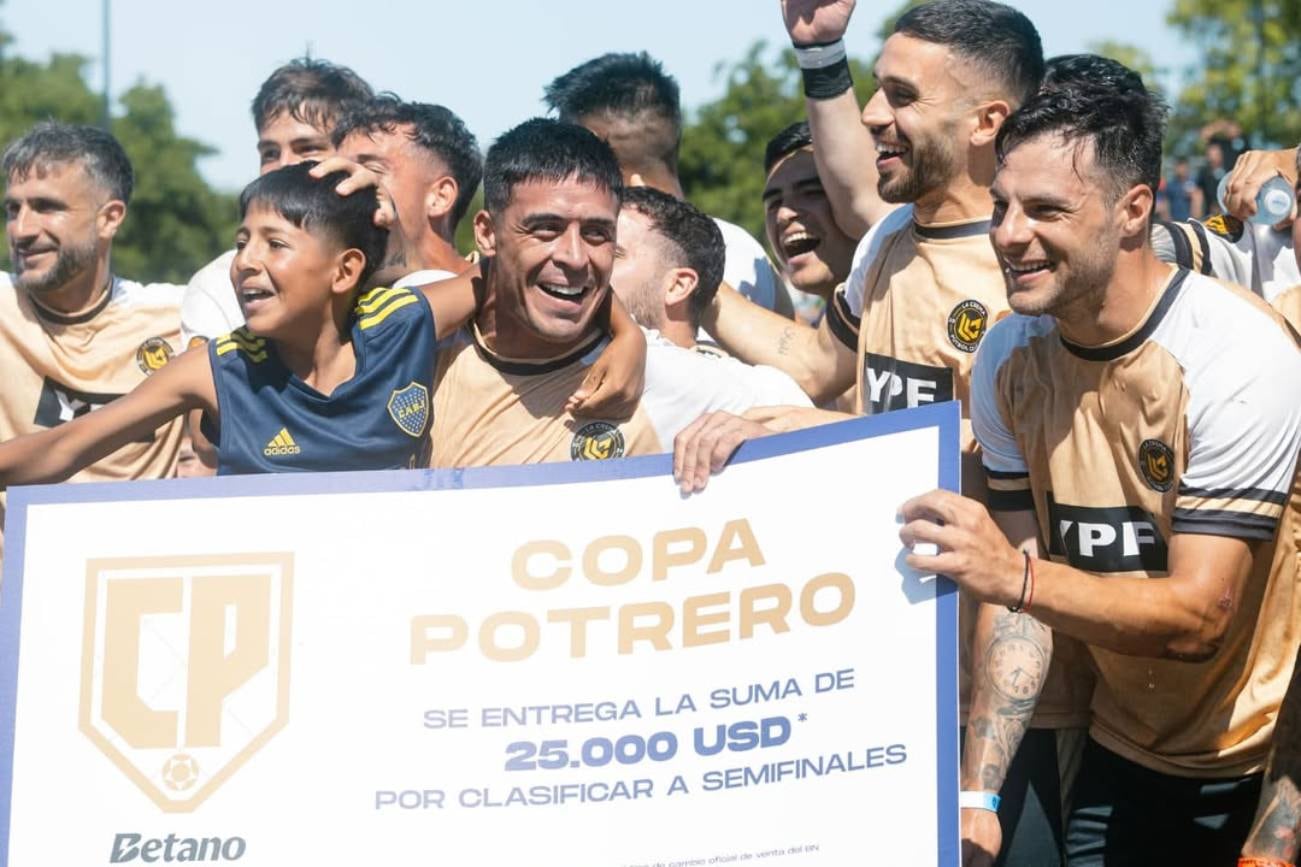 Brian Fernández, uno de los jugadores profesionales que juega la "Copa Potero". (Foto de Instagram)