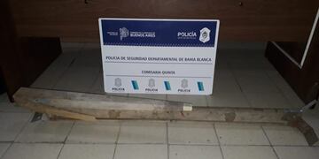 Una mujer quedó detenida por intentar agredir a su hermana con un palo