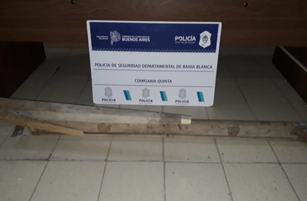 Intentó agredir a su hermana con un palo y quedó detenida