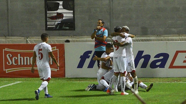 Huracán Las Heras le ganó a Arsenal por la Copa Argentina.