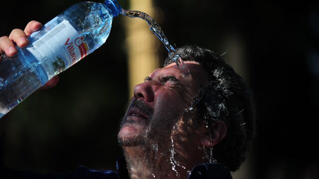 El calor puede provocar graves problemas de salud. (Foto: Clarín)