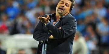 A su estilo, Ricardo Caruso Lombardi y lo que puede ocurrir en el Talleres-Belgrano (La Voz archivo).