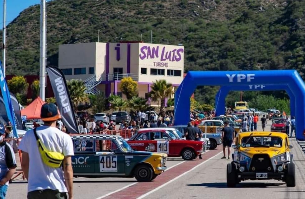 La 19° carrera de Autos Clásicos llega a San Luis