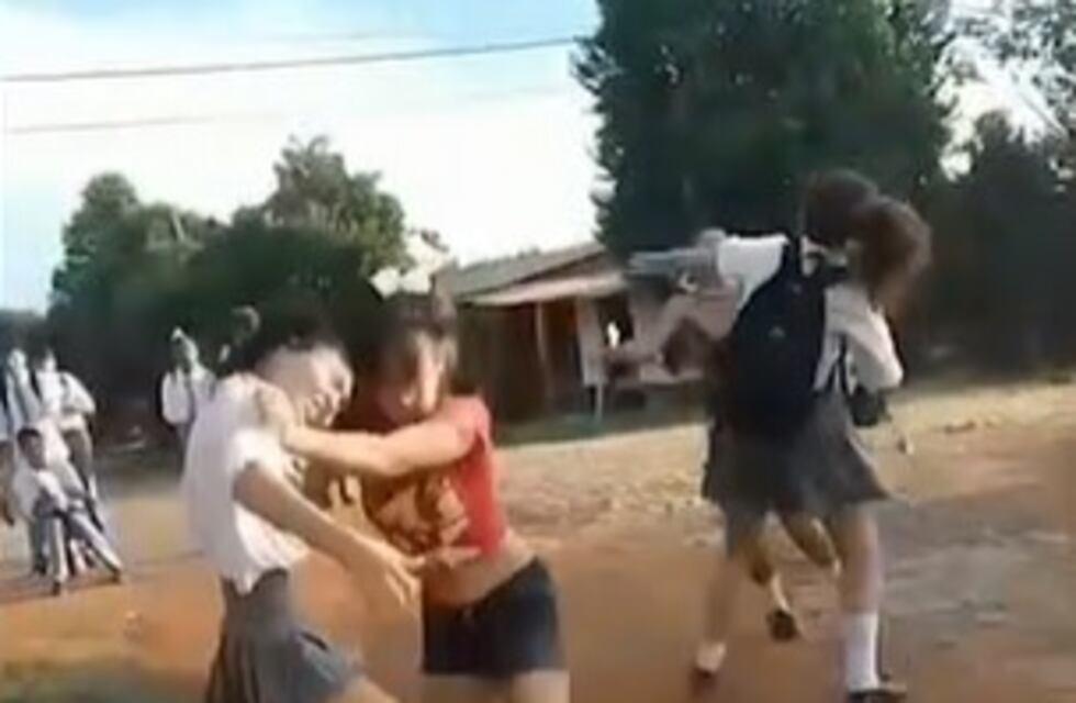 Gresca callejera entre estudiantes en Candelaria quedó registrada en video