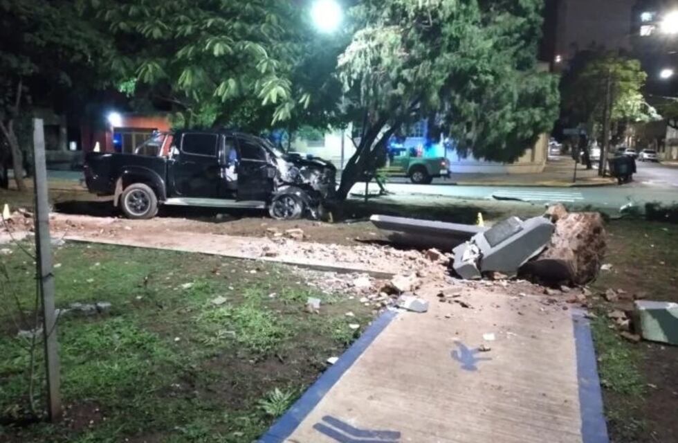 Conductor alcoholizado despistó y chocó en Posadas: no hubo más heridos