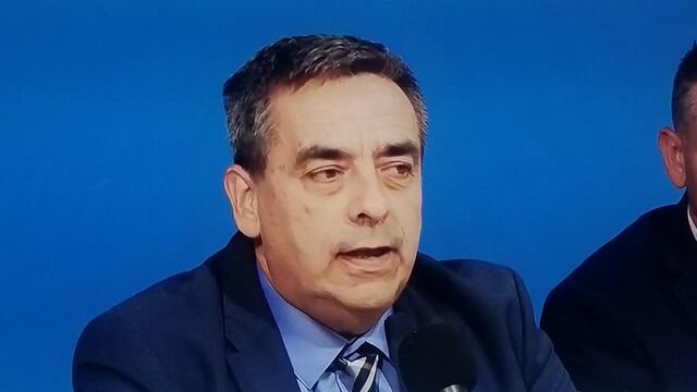 Asumió Gustavo Klein