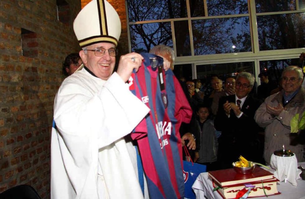 La impactante coincidencia entre el número de socio del Papa Francisco y la hora de su muerte