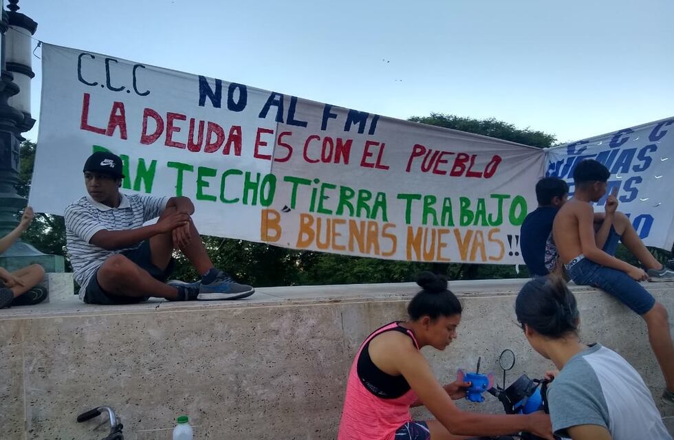 Anuncian 35 cortes de tránsito en Rosario y piquetes contra acuerdo con el FMI