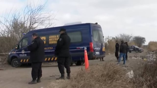La policía recogió el cadáver en inmediaciones del cruce de Avenida Belgrano y El Zorzal.