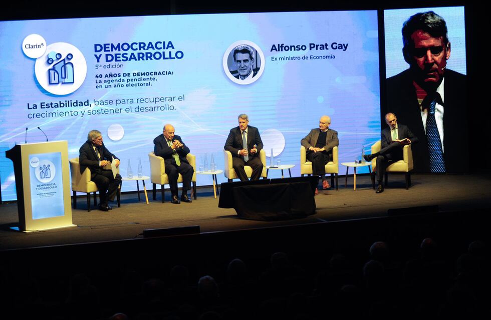 Nueva edición de Democracia y Desarrollo para abordar los desafíos económicos de la Argentina