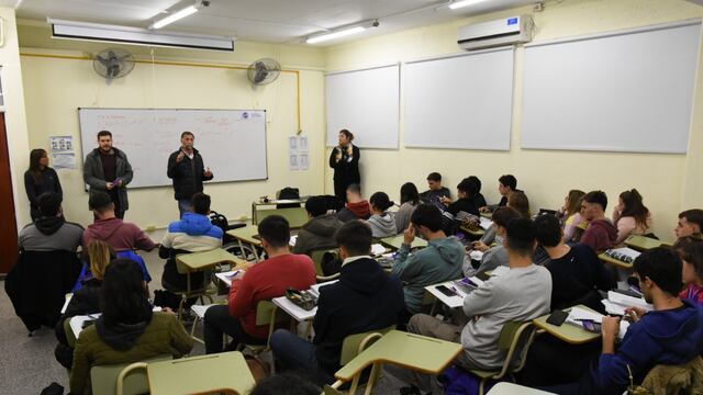 “Mi Primer Empleo Universitario” se presentó en UTN-FRRA