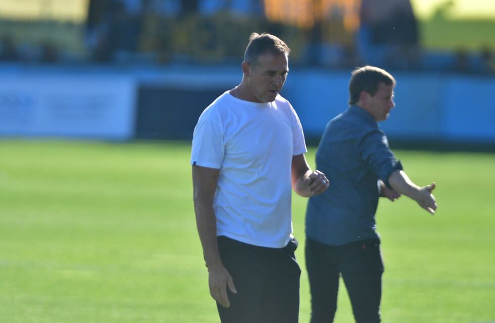 La bronca de Hernán Medina por la derrota de Racing ante Deportivo Madryn: “Nos hicieron el gol y les cuidaron el resultado”