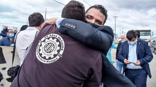 Vuoto, De Pedro, Meoni y el Secretario General de la UOM Caló visitaron la fábrica.