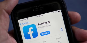 Facebook, app. (DPA)