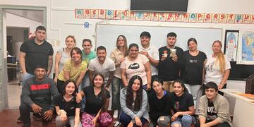 El grupo de personas que participaron del curso de seguridad alimentaria