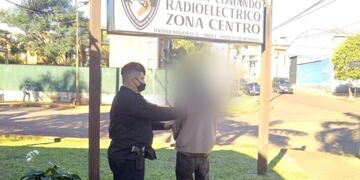 El hombre se dio a la fuga luego del hecho, pero fue detenido de todas maneras.