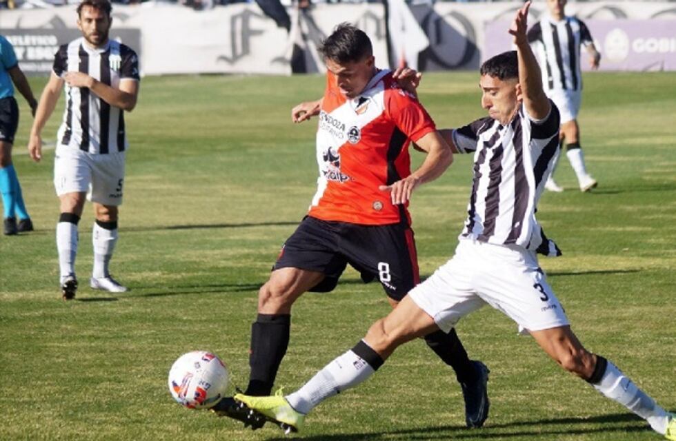 Gimnasia de Mendoza e Independiente Rivadavia siguen firmes en la zona de clasificación