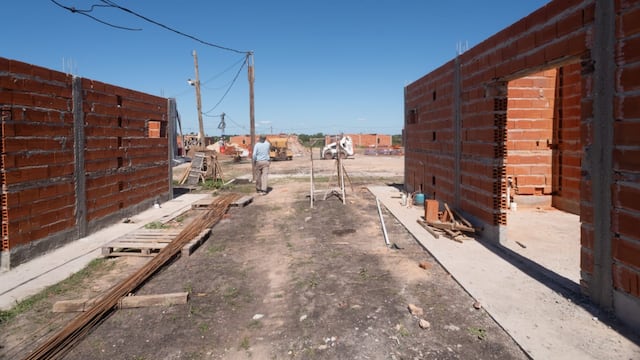 Programa Ahora Tu Hogar: La provincia construye más viviendas para el departamento Gualeguaychú