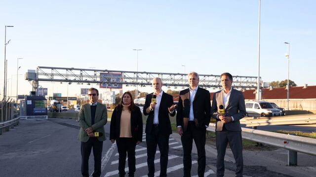 Horacio Rodríguez Larreta inauguró la Autopista Illia y apuntó contra la vicepresidenta.
