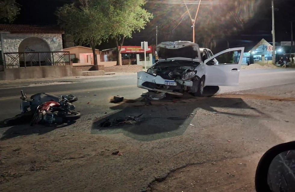 Una motociclista resultó herida tras un choque en la Ruta 38