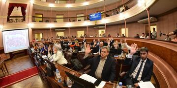 Media sanción al presupuesto 2023.