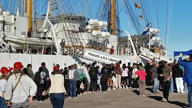 Un éxito la jornada de puertas abiertas en la Base Naval Puerto Belgrano