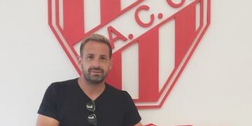 “Estoy contento porque dimos el salto de calidad con el club, con el grupo de jugadores volvimos a posicionar al club en el lugar que se merece", dijo "el Loco" Carranza tras acordar su continuidad. (Prensa Instituto)