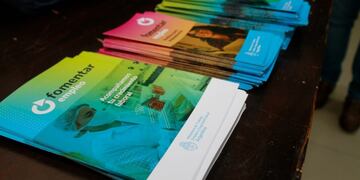 Presentan del Programa FOMENTAR en Puerto Iguazú.