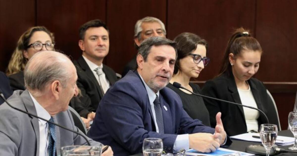 Medina Ruiz participa en el Consejo Federal de Salud 2025 para analizar políticas sanitarias y estrategias de prevención