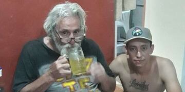 Gustavo Bazterrica estaba en situación de calle y Emiliano Bustos lo llevó a su casa.