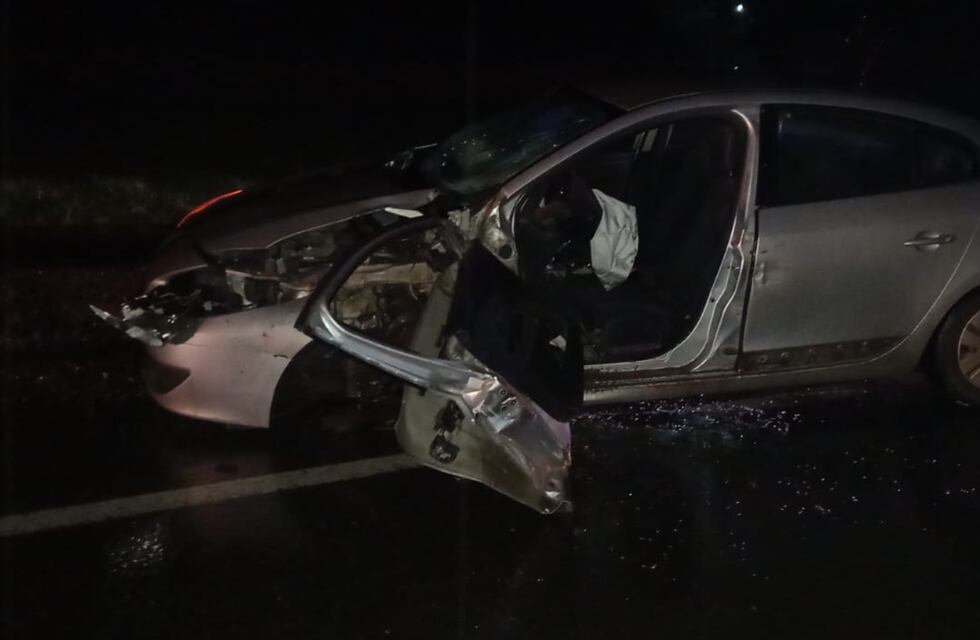 Chocaron un auto y un camión en el cruce de Ruta 3 y Urioste