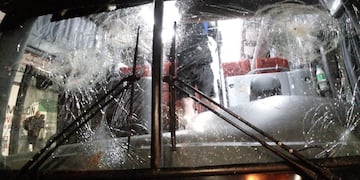 El micro de los jugadores de 9 de Julio fue atacado tras el partido con Atenas de Río Cuarto.