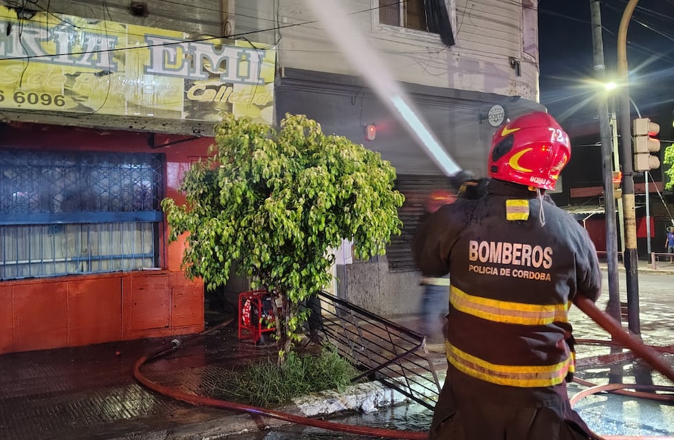 Un niño y una mujer fueron internados por un incendio en Córdoba: cómo están de salud