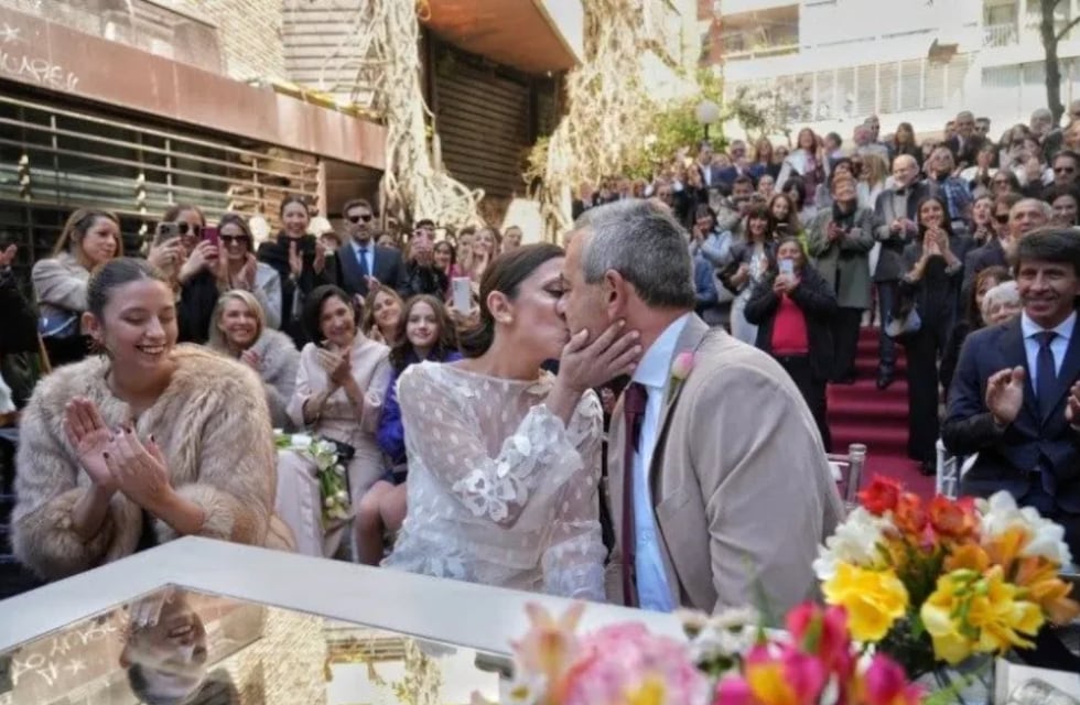 Pablo Javkin se casó en el Pasaje Luetich: una boda íntima en el corazón de Rosario