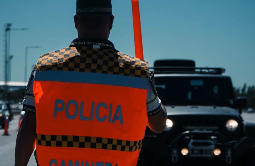 Denunció que la Policía Caminera de Córdoba lo multó por tener el carné digital y no el físico