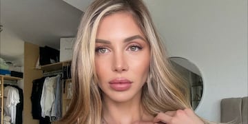 Romina Malaspina posó frente al espejo y lució un conjunto de lencería al límite de la censura