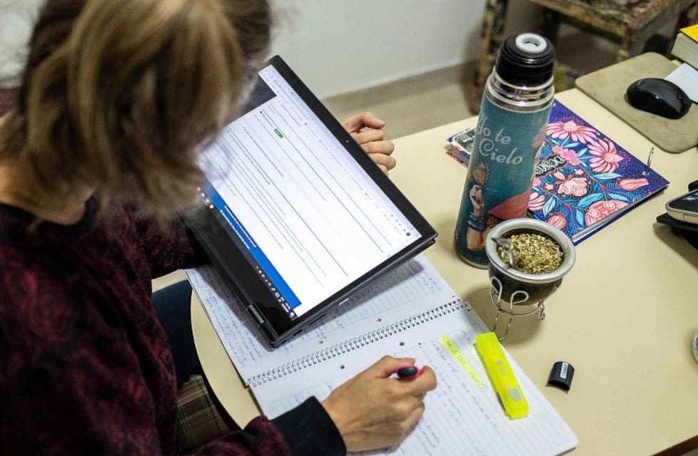 Ushuaia: empleados municipales obtendrán beneficios en la universidad FASTA