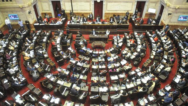 La Cámara de Diputados trata la modificación del impuesto a las Ganancias. (Foto: Clarín)