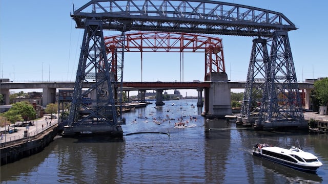 Hallazgo en el Riachuelo. Imagen ilustrativa.