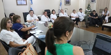 Prevención, vacunas y territorio: el mapa sanitario que trazó la última Sala de Situación.