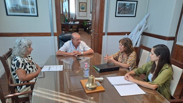 Tres Arroyos, Sánchez recibió a representantes de Encuentro Indígena