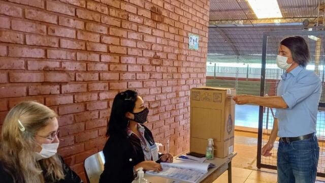 PASO 2021 en Misiones | El intendente de Montecarlo, Jorge Lovato, emitió su voto.