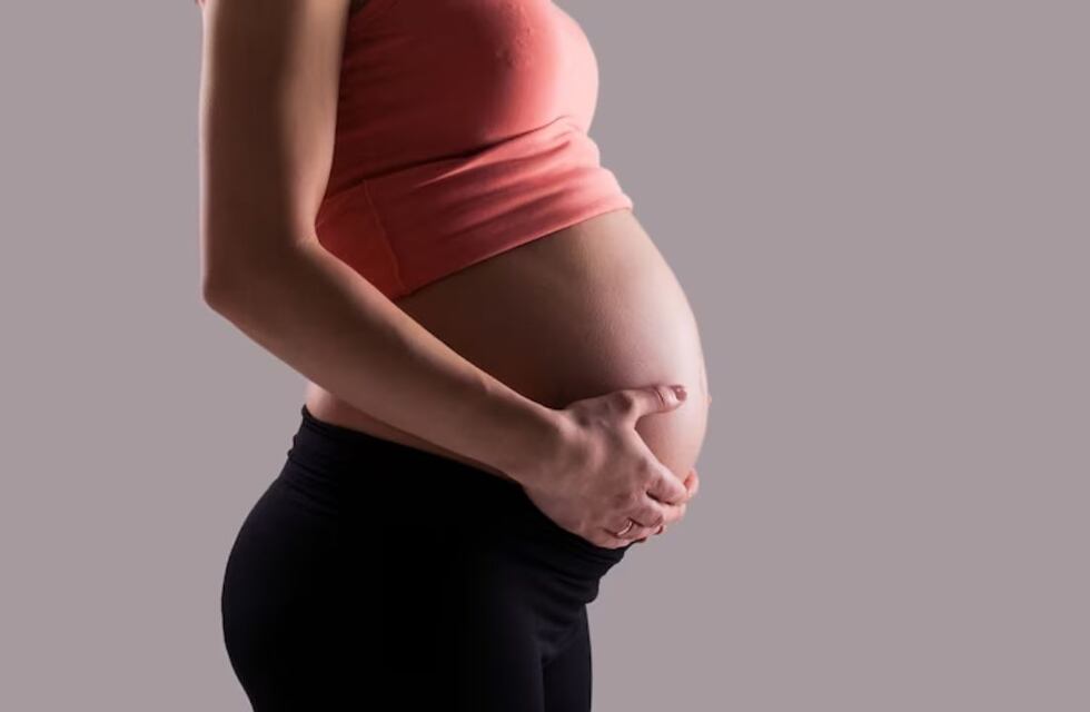 Caminar antes del parto: qué beneficios tiene