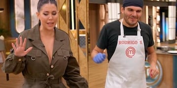 MasterChef: Rodrigo Salcedo estaba cocinando remolachas cuando se acercó Wanda Nara y la "relación se picó".